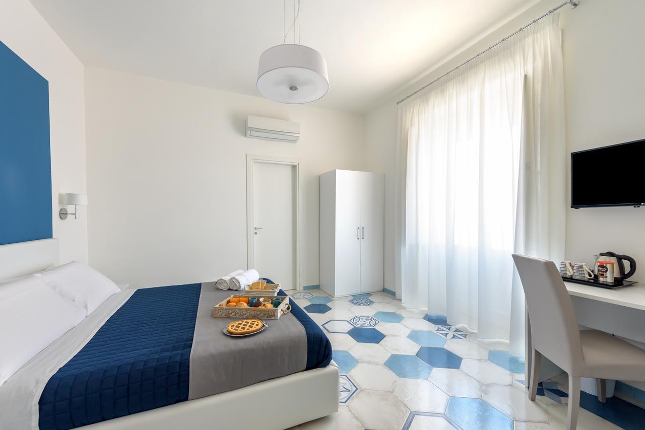 Alojamento de Acomodação e Pequeno-almoço Caruso Sorrento
